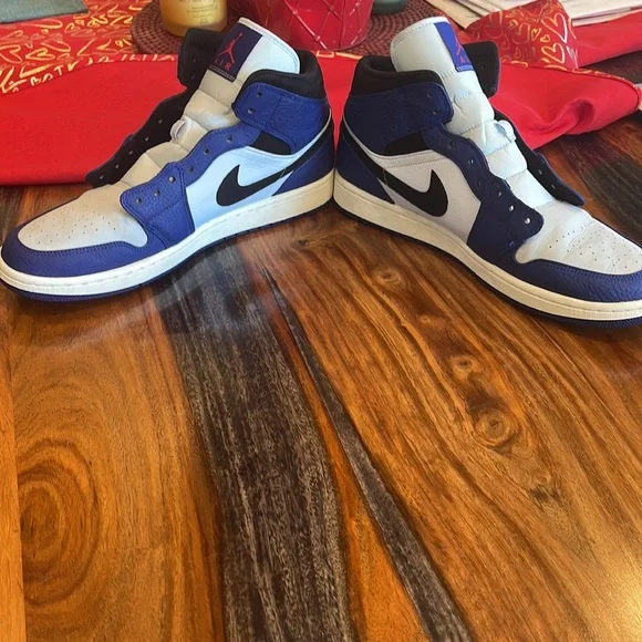 2018 Nike AirJordan 1 Mid SE Deep Royal Blue-Black-852542  display picture 3